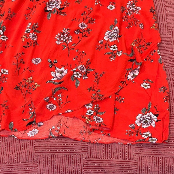 H&M Mama size large Red Floral Dress - Picture 14 of 15